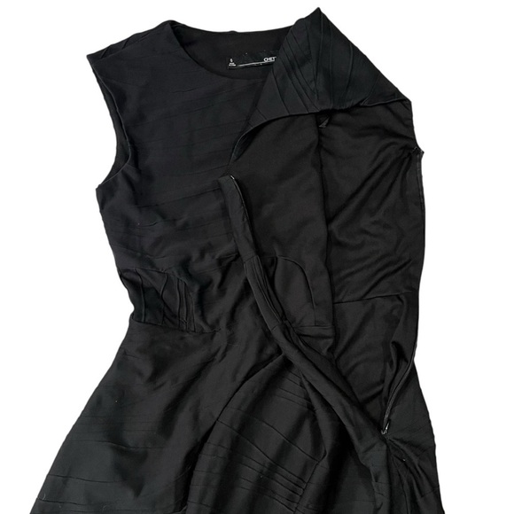 Chetta B Black Raised Ripple Fit and Flare Dress sz 6 - Picture 6 of 12